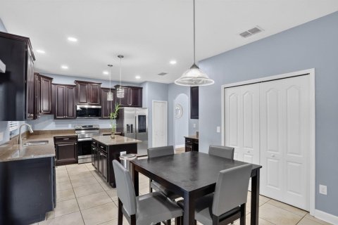 Villa ou maison à vendre à Kissimmee, Floride: 4 chambres, 345.6 m2 № 2399843 - photo 23