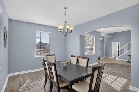 Villa ou maison à vendre à Kissimmee, Floride: 4 chambres, 345.6 m2 № 2399843 - photo 11
