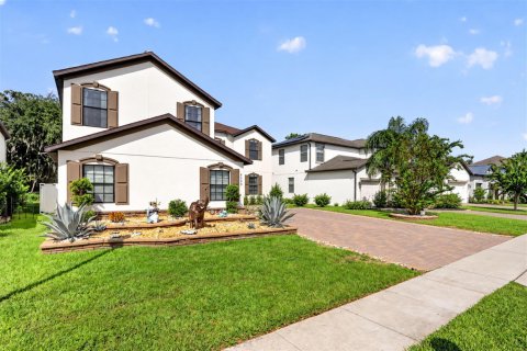 Villa ou maison à vendre à Kissimmee, Floride: 4 chambres, 345.6 m2 № 2399843 - photo 3