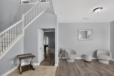 Villa ou maison à vendre à Kissimmee, Floride: 4 chambres, 345.6 m2 № 2399843 - photo 4