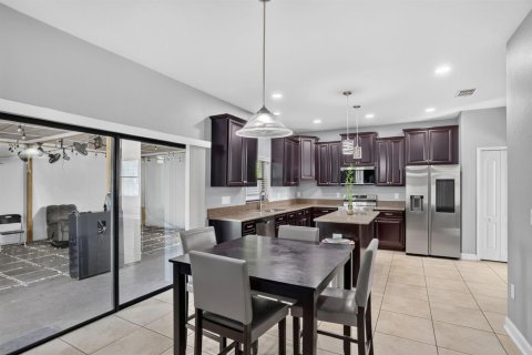 Villa ou maison à vendre à Kissimmee, Floride: 4 chambres, 345.6 m2 № 2399843 - photo 22