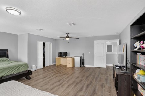 Villa ou maison à vendre à Kissimmee, Floride: 4 chambres, 345.6 m2 № 2399843 - photo 30