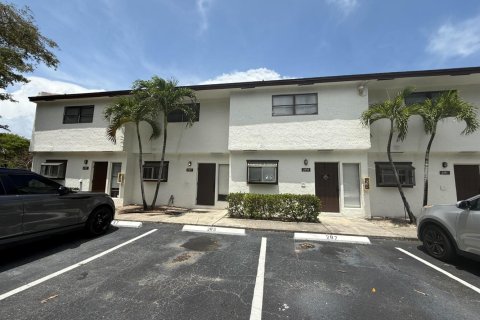 Touwnhouse à Boca Raton, Floride 2 chambres, 92.9 m2 № 2439188