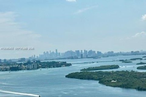 Copropriété à louer à Sunny Isles Beach, Floride: 2 chambres, 133.31 m2 № 2390220 - photo 10