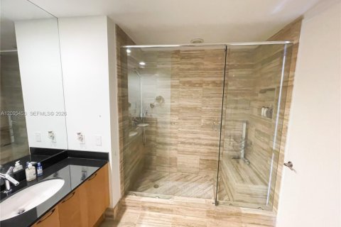 Copropriété à louer à Sunny Isles Beach, Floride: 2 chambres, 133.31 m2 № 2390220 - photo 13