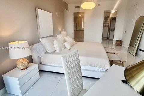 Copropriété à louer à Sunny Isles Beach, Floride: 2 chambres, 133.31 m2 № 2390220 - photo 12