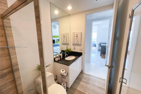 Copropriété à louer à Sunny Isles Beach, Floride: 2 chambres, 133.31 m2 № 2390220 - photo 15