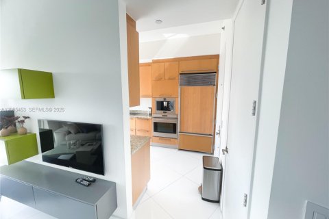 Copropriété à louer à Sunny Isles Beach, Floride: 2 chambres, 133.31 m2 № 2390220 - photo 9