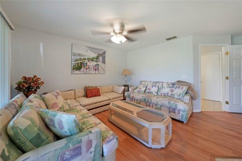 Casa en alquiler en Port Charlotte, Florida, 3 dormitorios, 155.89 m2 № 1883973 - foto 13