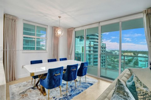 Condominio en alquiler en Miami, Florida, 2 dormitorios, 116.59 m2 № 1852057 - foto 5