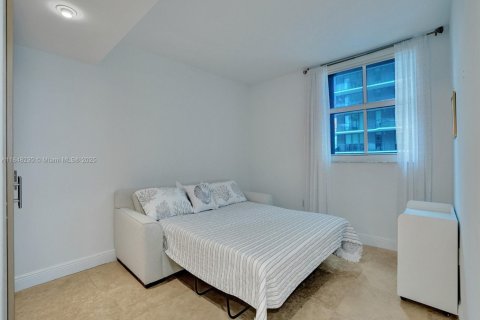 Condominio en alquiler en Miami, Florida, 2 dormitorios, 116.59 m2 № 1852057 - foto 21