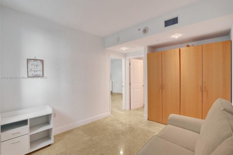 Condominio en alquiler en Miami, Florida, 2 dormitorios, 116.59 m2 № 1852057 - foto 23
