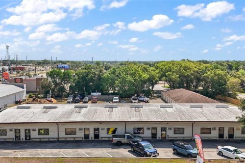 Propiedad comercial en venta en Eustis, Florida, 743.22 m2 № 1679607 - foto 2