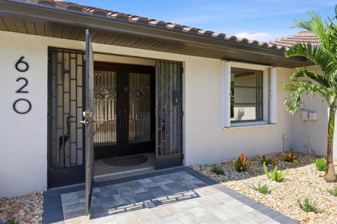 Villa ou maison à vendre à Venice, Floride: 3 chambres, 231.05 m2 № 2418453 - photo 4