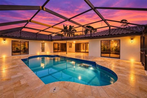 Villa ou maison à vendre à Venice, Floride: 3 chambres, 231.05 m2 № 2418453 - photo 2