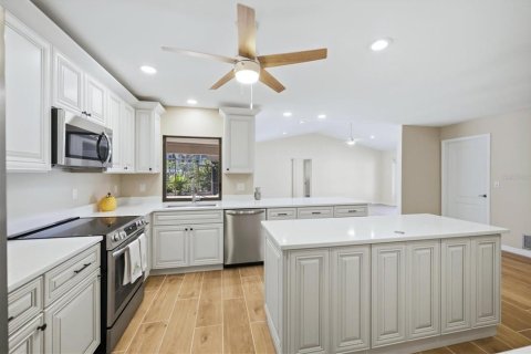Villa ou maison à vendre à Venice, Floride: 3 chambres, 231.05 m2 № 2418453 - photo 8