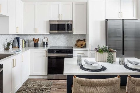 Apartamento en alquiler en Tampa, Florida, 1 dormitorio, 76.37 m2 № 1743098 - foto 13