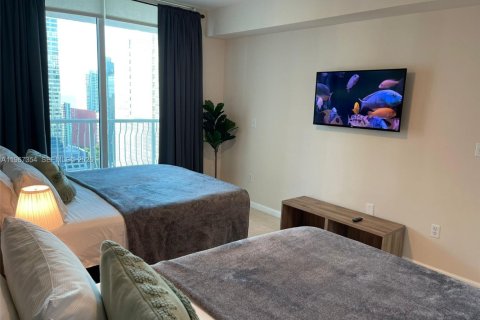 Condo in Miami, Florida, 1 bedroom  № 2081395 - photo 13