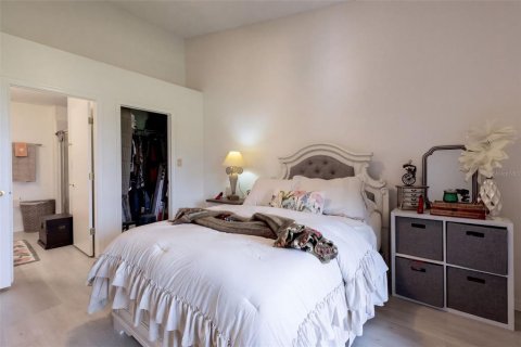 Copropriété à louer à Kissimmee, Floride: 3 chambres, 105.54 m2 № 2400399 - photo 13
