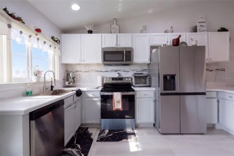 Copropriété à louer à Kissimmee, Floride: 3 chambres, 105.54 m2 № 2400399 - photo 9