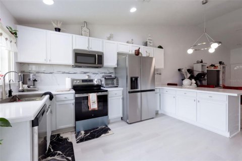 Copropriété à louer à Kissimmee, Floride: 3 chambres, 105.54 m2 № 2400399 - photo 10
