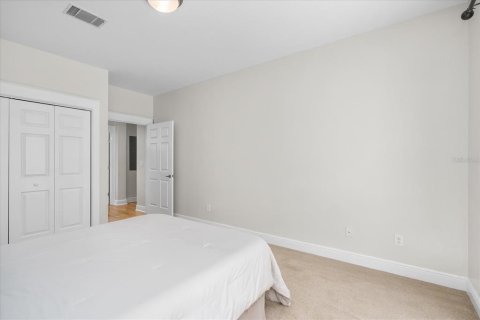 Condo in Gainesville, Florida, 3 bedrooms  № 1659200 - photo 19