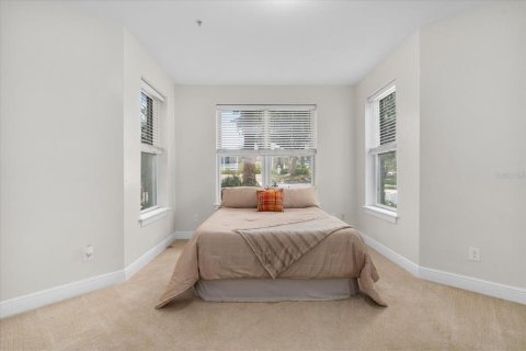 Condo in Gainesville, Florida, 3 bedrooms  № 1659200 - photo 21
