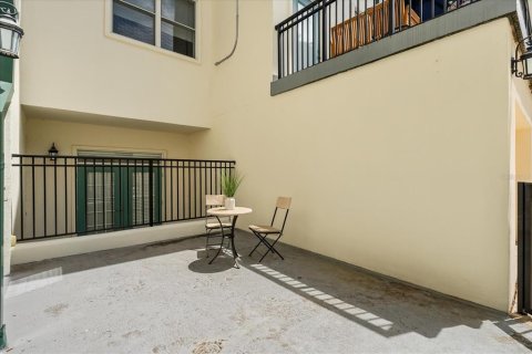 Condo in Gainesville, Florida, 3 bedrooms  № 1659200 - photo 26