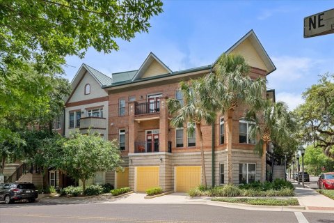 Condo in Gainesville, Florida, 3 bedrooms  № 1659200 - photo 30