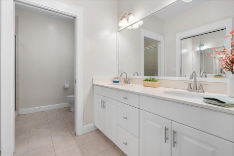 Condo in Gainesville, Florida, 3 bedrooms  № 1659200 - photo 14