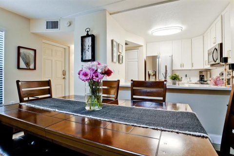 Copropriété à vendre à Bradenton Beach, Floride: 2 chambres, 76.92 m2 № 2386432 - photo 5