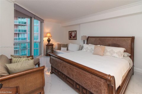 Condominio en venta en Aventura, Florida, 2 dormitorios, 149.57 m2 № 2013956 - foto 11