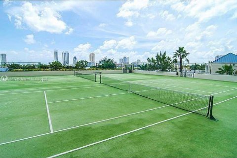 Condominio en venta en Aventura, Florida, 2 dormitorios, 149.57 m2 № 2013956 - foto 30