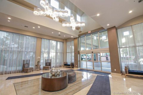 Condominio en venta en Aventura, Florida, 2 dormitorios, 149.57 m2 № 2013956 - foto 29