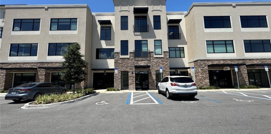 Propiedad comercial en Orlando, Florida 70.51 m2 № 2229474