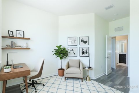 Снять в аренду таунхаус в Хомстед, Флорида 3 спальни, 142.14м2, № 1943515 - фото 28