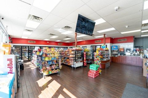 Commercial property in Tampa, Florida 252.69 sq.m. № 2098837 - photo 10