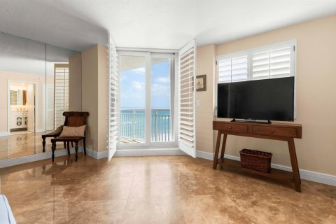 Copropriété à vendre à South Palm Beach, Floride: 3 chambres, 261.15 m2 № 2147064 - photo 21