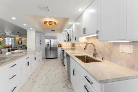 Copropriété à vendre à South Palm Beach, Floride: 3 chambres, 261.15 m2 № 2147064 - photo 11