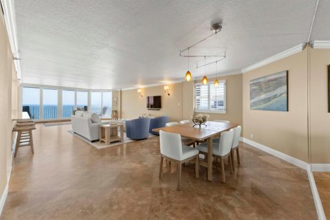 Copropriété à vendre à South Palm Beach, Floride: 3 chambres, 261.15 m2 № 2147064 - photo 15