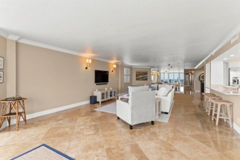 Copropriété à vendre à South Palm Beach, Floride: 3 chambres, 261.15 m2 № 2147064 - photo 17