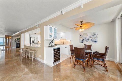 Copropriété à vendre à South Palm Beach, Floride: 3 chambres, 261.15 m2 № 2147064 - photo 19