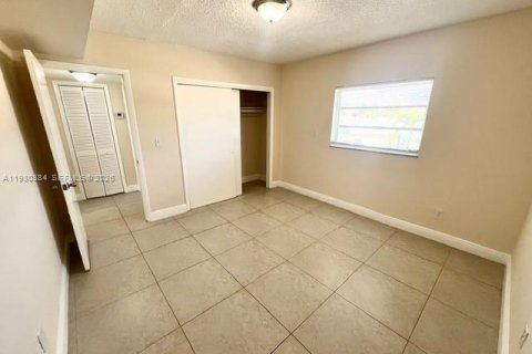 Apartment in Miami, Florida 1 bedroom № 2043751 - photo 4