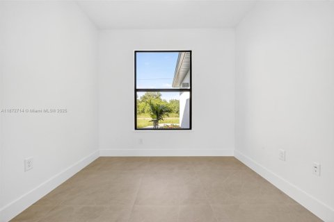 Casa en venta en Lehigh Acres, Florida, 3 dormitorios, 142.6 m2 № 2017291 - foto 22