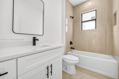 Casa en venta en Lehigh Acres, Florida, 3 dormitorios, 142.6 m2 № 2017291 - foto 25