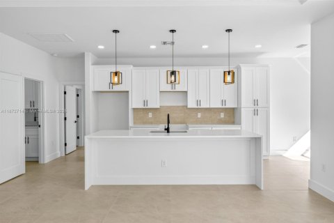 Casa en venta en Lehigh Acres, Florida, 3 dormitorios, 142.6 m2 № 2017291 - foto 8