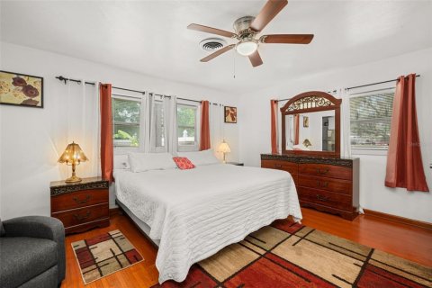 House in Sebring, Florida 3 bedrooms, 205.59 sq.m. № 1766238 - photo 13