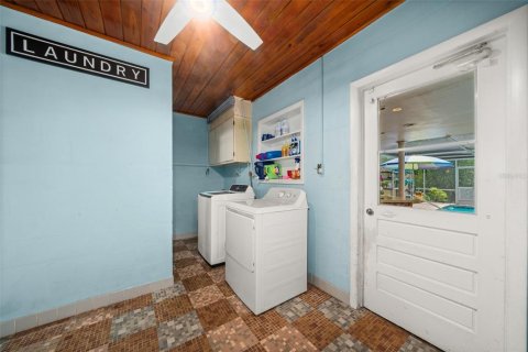 House in Sebring, Florida 3 bedrooms, 205.59 sq.m. № 1766238 - photo 24