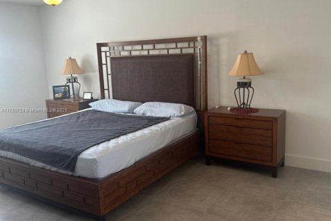 Condo in Dania Beach, Florida, 3 bedrooms  № 1726422 - photo 13