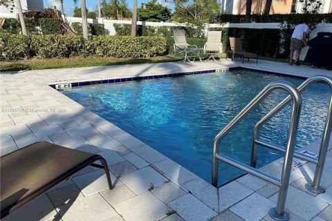 Condo in Dania Beach, Florida, 3 bedrooms  № 1726422 - photo 9